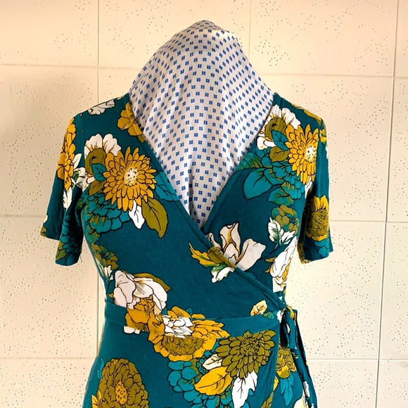 Blueh Ciel Foral Wrap Midi Dress - Picture 2 of 8